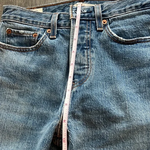 Levi's Women's High Rise Jeans - Light Blue - Picture 4 of 8